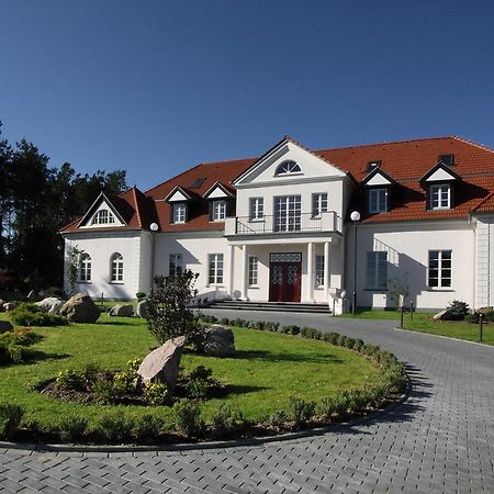 Palac I Folwark Nemino Sierakowice  Exterior foto