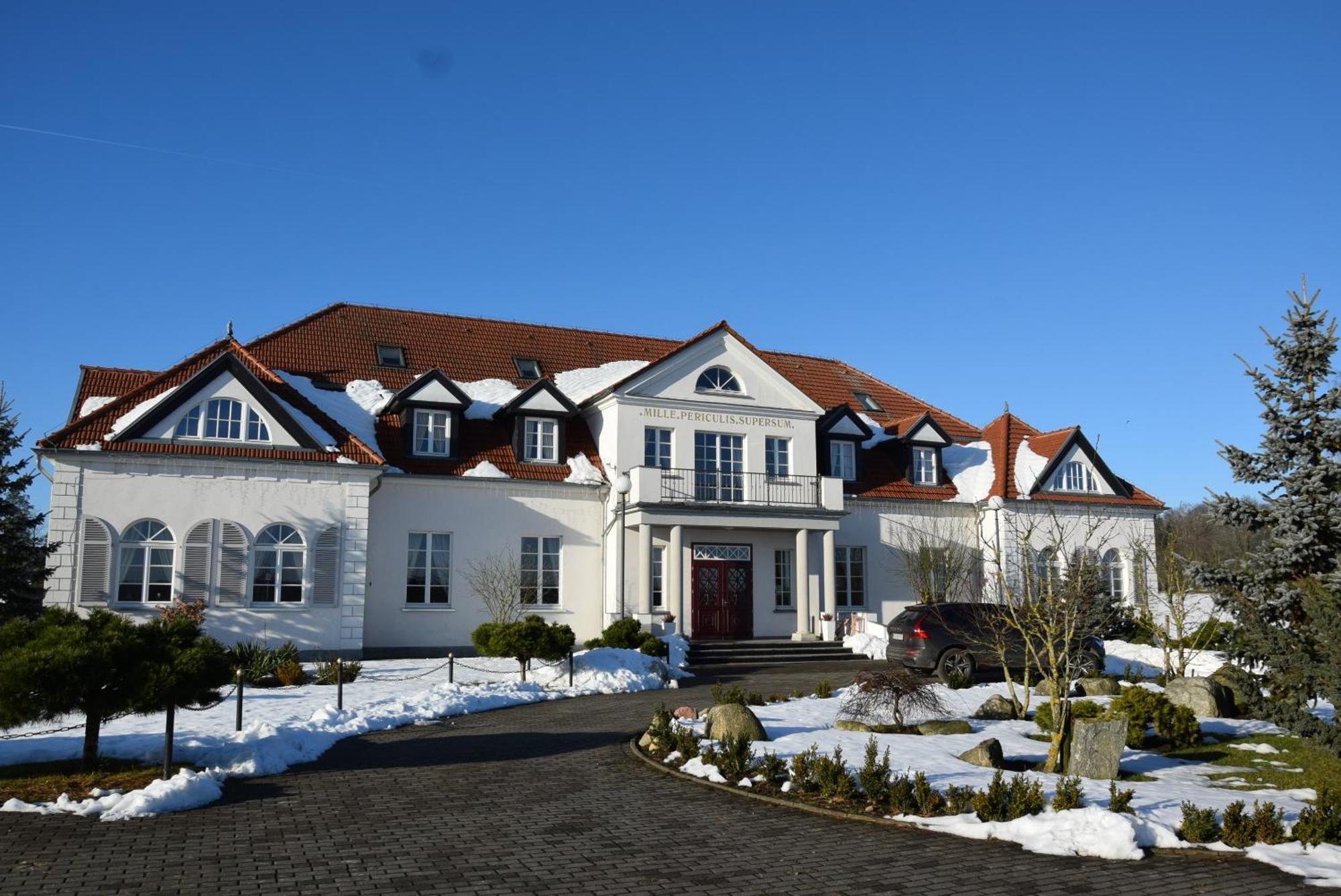 Palac I Folwark Nemino Sierakowice  Exterior foto